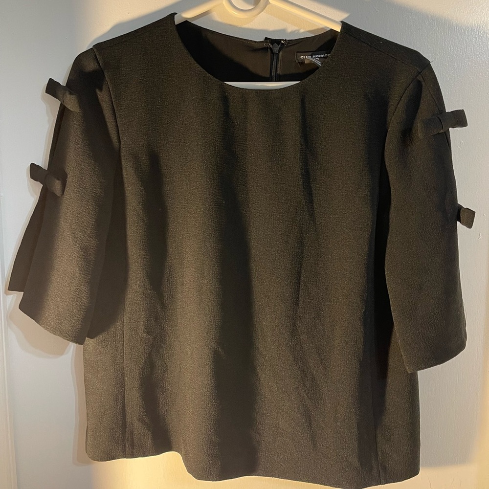 Club Monaco top